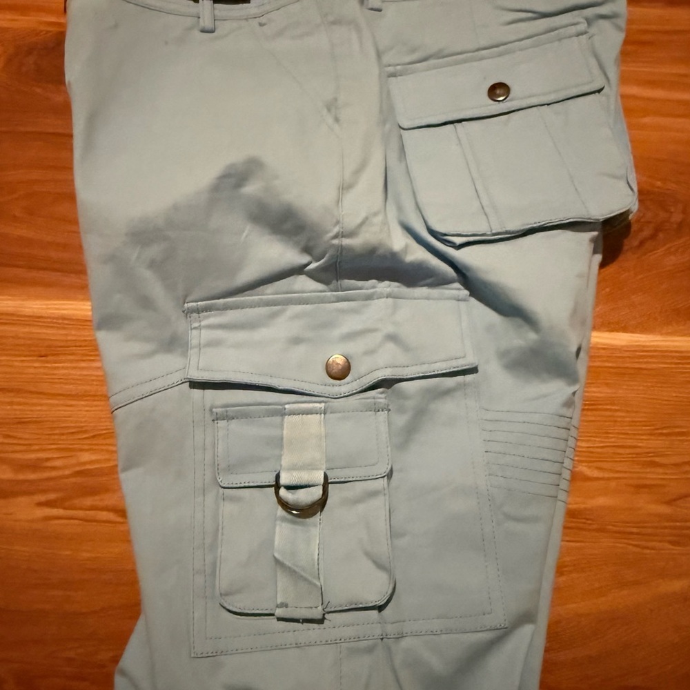 Flamingals cargo shorts - Picture 4 of 9